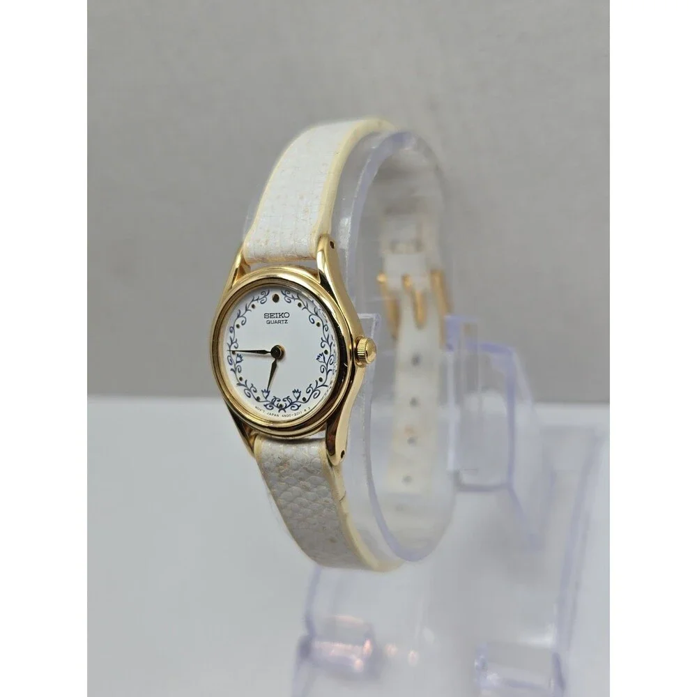 Vintage Seiko Classic Womens Blue Floral Dial Gold Tone Quartz Watch New Battery